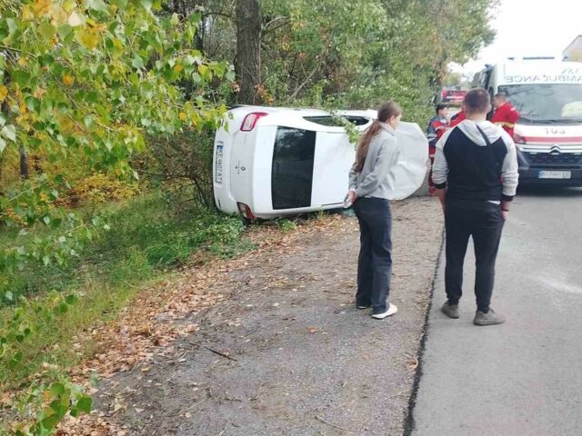 Білий Рено Логан, об'ємом двигуна 0 л та пробігом 230 тис. км за 1100 $, фото 1 на Automoto.ua