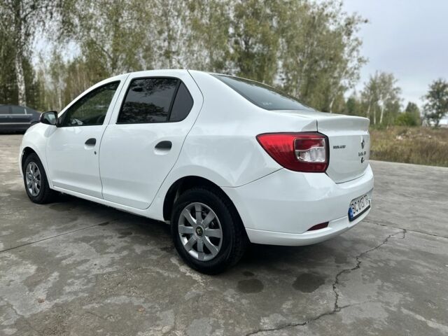Белый Рено Логан, объемом двигателя 1.1 л и пробегом 197 тыс. км за 4550 $, фото 4 на Automoto.ua