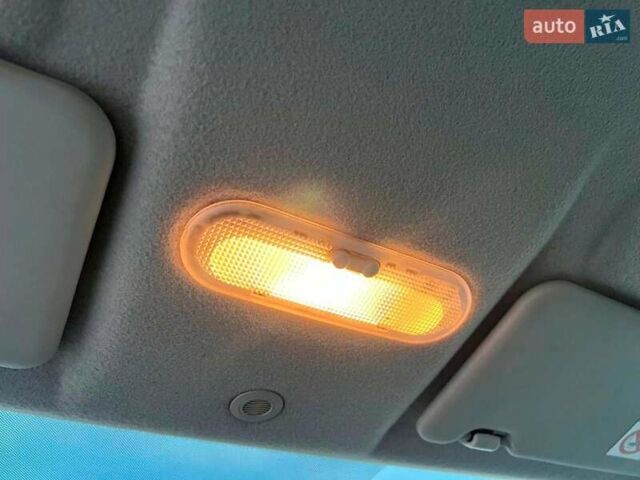 Белый Рено Логан, объемом двигателя 1.2 л и пробегом 170 тыс. км за 5890 $, фото 28 на Automoto.ua