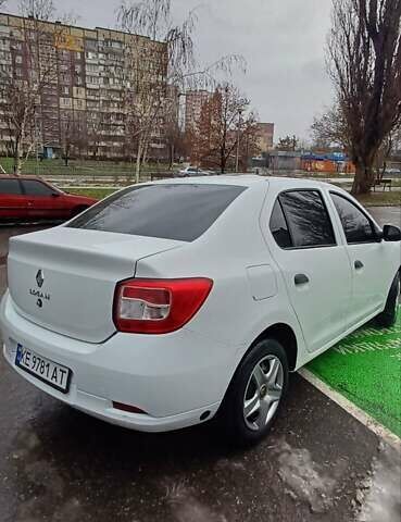 Білий Рено Логан, об'ємом двигуна 1.2 л та пробігом 172 тис. км за 7500 $, фото 4 на Automoto.ua