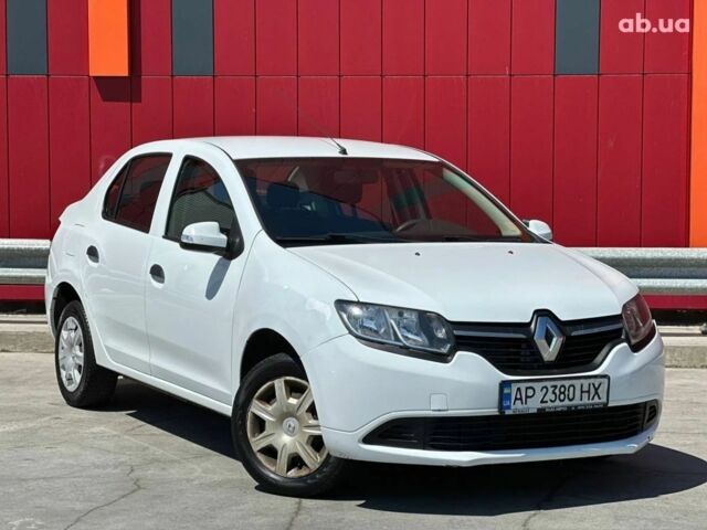 Белый Рено Логан, объемом двигателя 1.1 л и пробегом 180 тыс. км за 4700 $, фото 2 на Automoto.ua