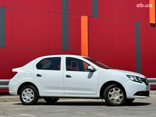 Белый Рено Логан, объемом двигателя 1.1 л и пробегом 180 тыс. км за 4700 $, фото 6 на Automoto.ua