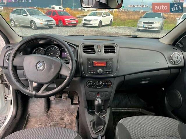 Белый Рено Логан, объемом двигателя 1.2 л и пробегом 170 тыс. км за 5890 $, фото 30 на Automoto.ua