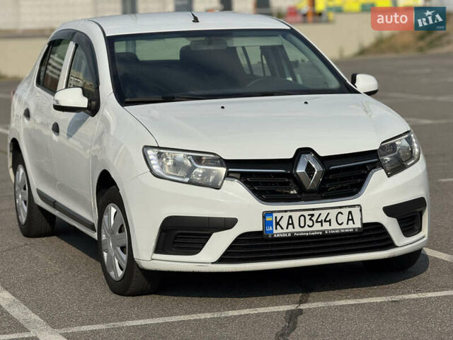 Белый Рено Логан, объемом двигателя 1.15 л и пробегом 258 тыс. км за 5000 $, фото 1 на Automoto.ua