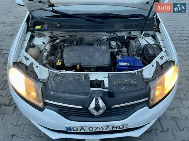 Белый Рено Логан, объемом двигателя 1.15 л и пробегом 166 тыс. км за 5799 $, фото 20 на Automoto.ua