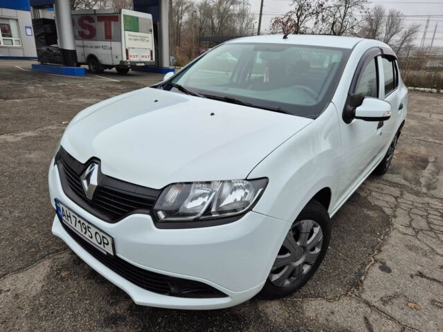 Белый Рено Логан, объемом двигателя 1.1 л и пробегом 114 тыс. км за 6500 $, фото 2 на Automoto.ua