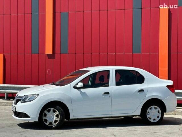 Білий Рено Логан, об'ємом двигуна 1.1 л та пробігом 0 тис. км за 4700 $, фото 2 на Automoto.ua