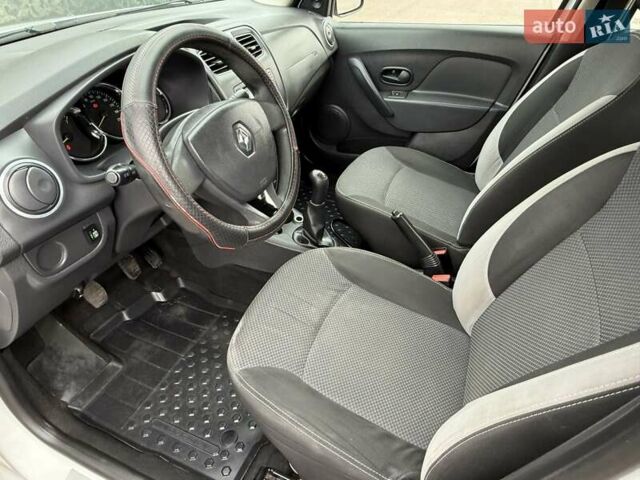 Белый Рено Логан, объемом двигателя 1.15 л и пробегом 148 тыс. км за 4800 $, фото 36 на Automoto.ua