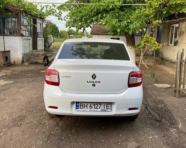 Білий Рено Логан, об'ємом двигуна 1.15 л та пробігом 178 тис. км за 4500 $, фото 1 на Automoto.ua