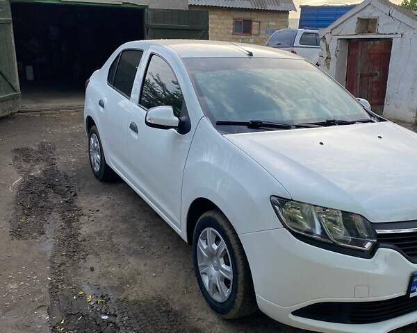 Білий Рено Логан, об'ємом двигуна 1.15 л та пробігом 178 тис. км за 4500 $, фото 3 на Automoto.ua