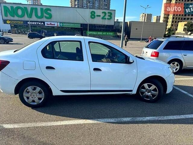 Белый Рено Логан, объемом двигателя 1.1 л и пробегом 198 тыс. км за 4400 $, фото 3 на Automoto.ua