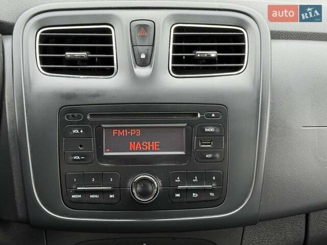 Белый Рено Логан, объемом двигателя 1.15 л и пробегом 148 тыс. км за 4800 $, фото 53 на Automoto.ua