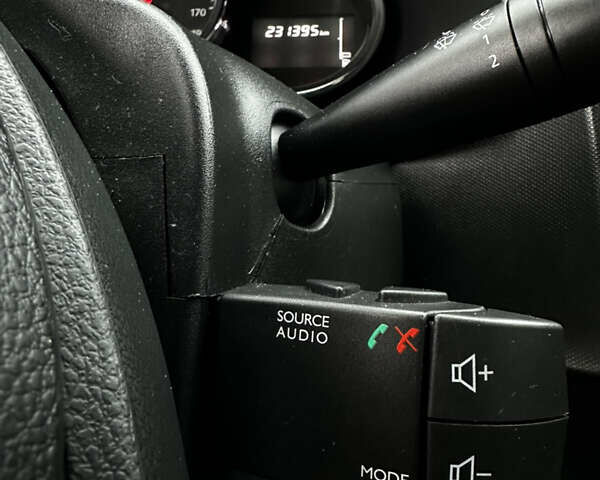 Белый Рено Логан, объемом двигателя 1.15 л и пробегом 231 тыс. км за 4700 $, фото 30 на Automoto.ua