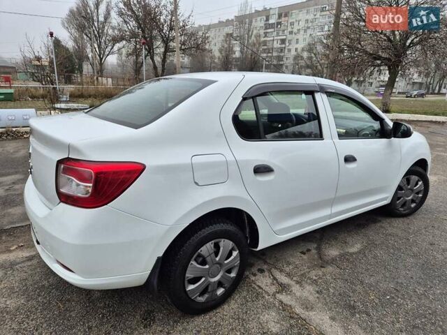 Белый Рено Логан, объемом двигателя 1.15 л и пробегом 114 тыс. км за 6500 $, фото 8 на Automoto.ua