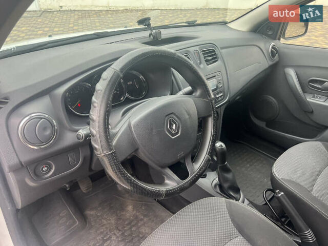 Белый Рено Логан, объемом двигателя 1.15 л и пробегом 185 тыс. км за 6500 $, фото 8 на Automoto.ua