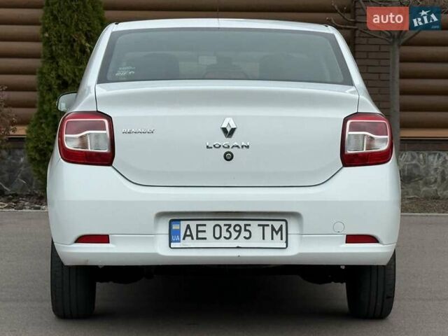 Белый Рено Логан, объемом двигателя 1.15 л и пробегом 148 тыс. км за 4800 $, фото 24 на Automoto.ua