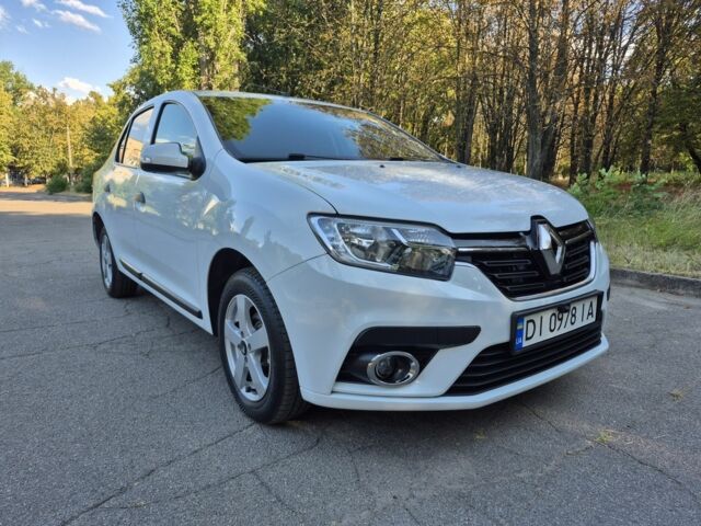 Білий Рено Логан, об'ємом двигуна 1.1 л та пробігом 126 тис. км за 6701 $, фото 1 на Automoto.ua