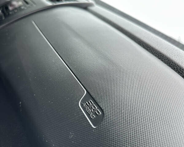 Белый Рено Логан, объемом двигателя 1.15 л и пробегом 231 тыс. км за 4700 $, фото 37 на Automoto.ua