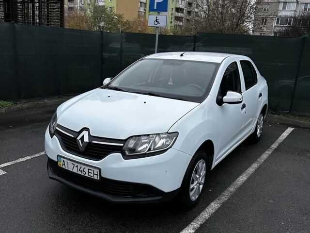 Белый Рено Логан, объемом двигателя 1.2 л и пробегом 247 тыс. км за 4200 $, фото 3 на Automoto.ua