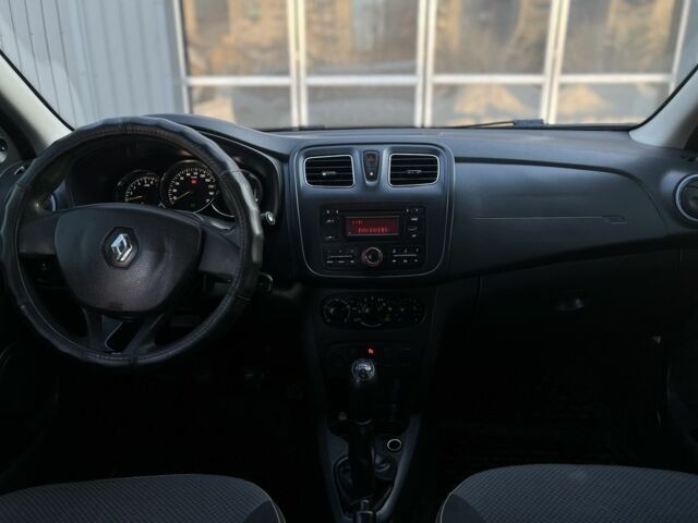 Белый Рено Логан, объемом двигателя 0 л и пробегом 231 тыс. км за 4550 $, фото 14 на Automoto.ua