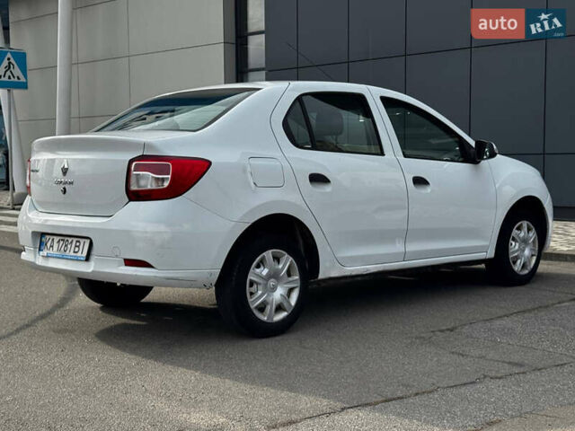Белый Рено Логан, объемом двигателя 1.2 л и пробегом 170 тыс. км за 3200 $, фото 2 на Automoto.ua