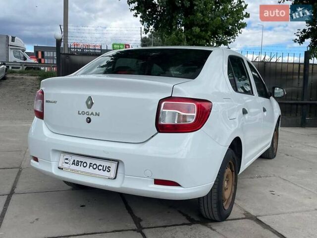 Белый Рено Логан, объемом двигателя 1.15 л и пробегом 220 тыс. км за 5190 $, фото 4 на Automoto.ua