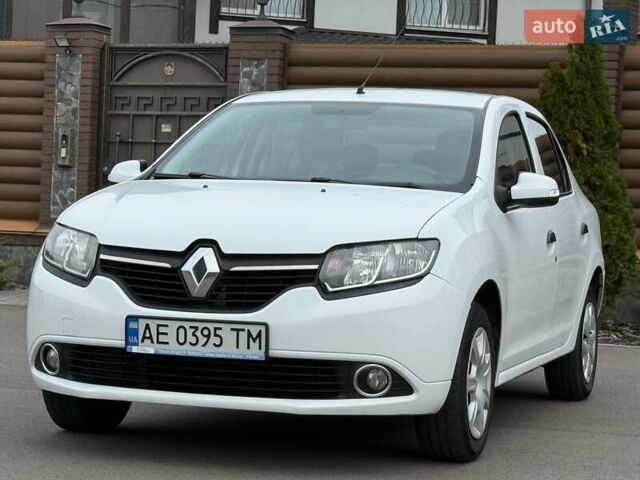 Белый Рено Логан, объемом двигателя 1.15 л и пробегом 148 тыс. км за 4800 $, фото 1 на Automoto.ua