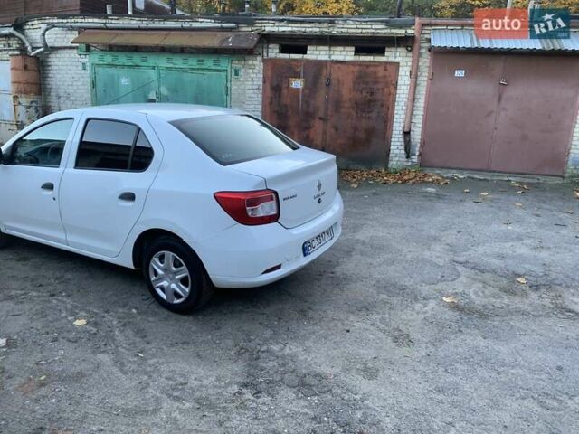 Рено Логан 2016 в Львове на Automoto.ua Белый Рено Логан, объемом двигателя 1.15 л и пробегом 178 тыс. км за 4650 $, фото 5 на Automoto.ua