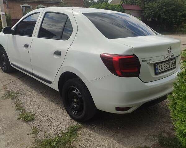 Белый Рено Логан, объемом двигателя 1.46 л и пробегом 177 тыс. км за 7000 $, фото 1 на Automoto.ua