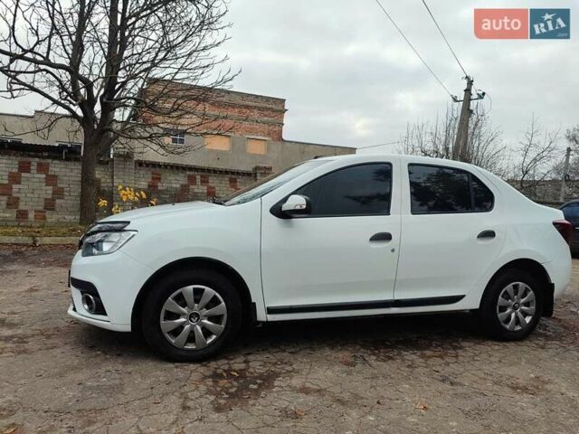 Білий Рено Логан, об'ємом двигуна 1.46 л та пробігом 240 тис. км за 6400 $, фото 5 на Automoto.ua