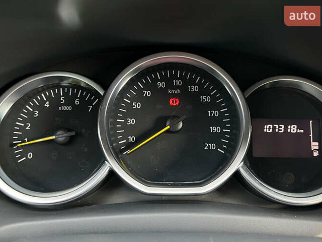 Белый Рено Логан, объемом двигателя 1.5 л и пробегом 107 тыс. км за 8999 $, фото 9 на Automoto.ua