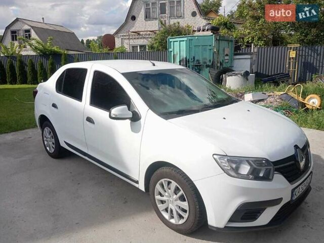 Белый Рено Логан, объемом двигателя 1.2 л и пробегом 195 тыс. км за 5299 $, фото 2 на Automoto.ua