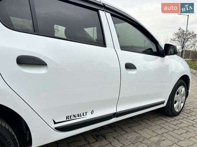 Білий Рено Логан, об'ємом двигуна 1.5 л та пробігом 127 тис. км за 7400 $, фото 21 на Automoto.ua