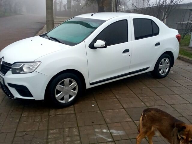 Белый Рено Логан, объемом двигателя 1.1 л и пробегом 0 тыс. км за 6000 $, фото 3 на Automoto.ua