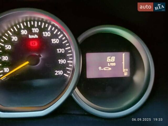Белый Рено Логан, объемом двигателя 1.2 л и пробегом 152 тыс. км за 4999 $, фото 17 на Automoto.ua