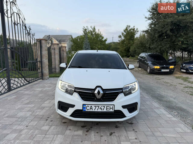 Белый Рено Логан, объемом двигателя 1.46 л и пробегом 219 тыс. км за 6999 $, фото 4 на Automoto.ua