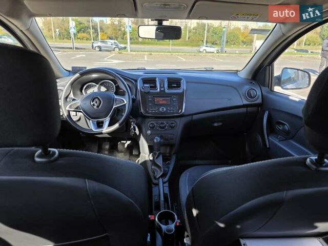 Белый Рено Логан, объемом двигателя 1.15 л и пробегом 133 тыс. км за 6550 $, фото 4 на Automoto.ua