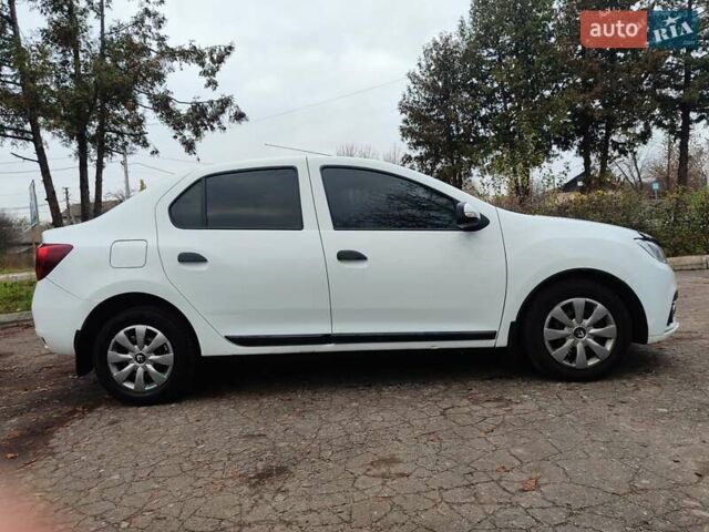 Білий Рено Логан, об'ємом двигуна 1.46 л та пробігом 240 тис. км за 6400 $, фото 6 на Automoto.ua