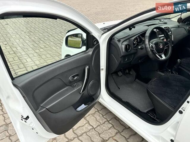 Білий Рено Логан, об'ємом двигуна 1.5 л та пробігом 127 тис. км за 7400 $, фото 39 на Automoto.ua