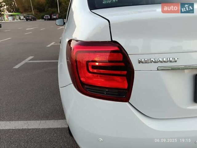 Белый Рено Логан, объемом двигателя 1.2 л и пробегом 152 тыс. км за 4999 $, фото 9 на Automoto.ua