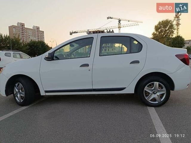 Белый Рено Логан, объемом двигателя 1.2 л и пробегом 152 тыс. км за 4999 $, фото 7 на Automoto.ua
