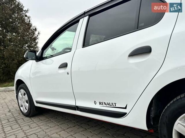Білий Рено Логан, об'ємом двигуна 1.5 л та пробігом 127 тис. км за 7400 $, фото 17 на Automoto.ua