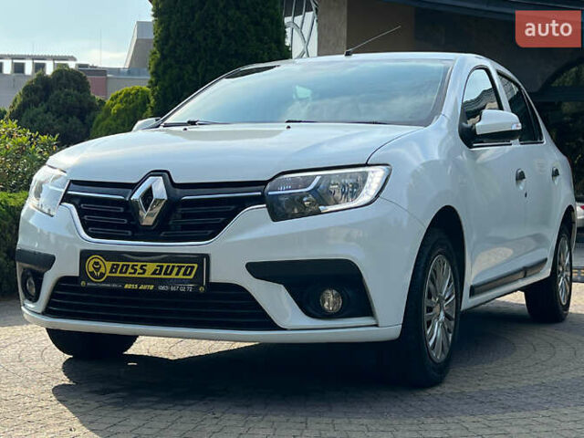 Белый Рено Логан, объемом двигателя 1.5 л и пробегом 107 тыс. км за 8999 $, фото 2 на Automoto.ua