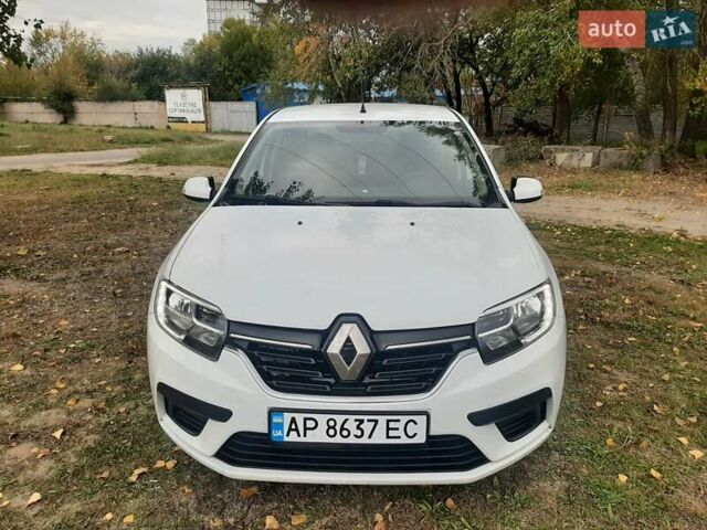Білий Рено Логан, об'ємом двигуна 1.15 л та пробігом 160 тис. км за 5600 $, фото 6 на Automoto.ua