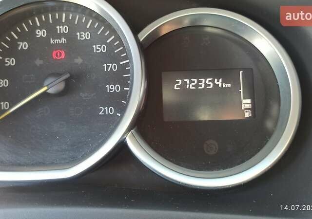 Белый Рено Логан, объемом двигателя 1.46 л и пробегом 272 тыс. км за 6500 $, фото 4 на Automoto.ua