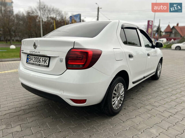 Белый Рено Логан, объемом двигателя 1.14 л и пробегом 140 тыс. км за 7950 $, фото 8 на Automoto.ua