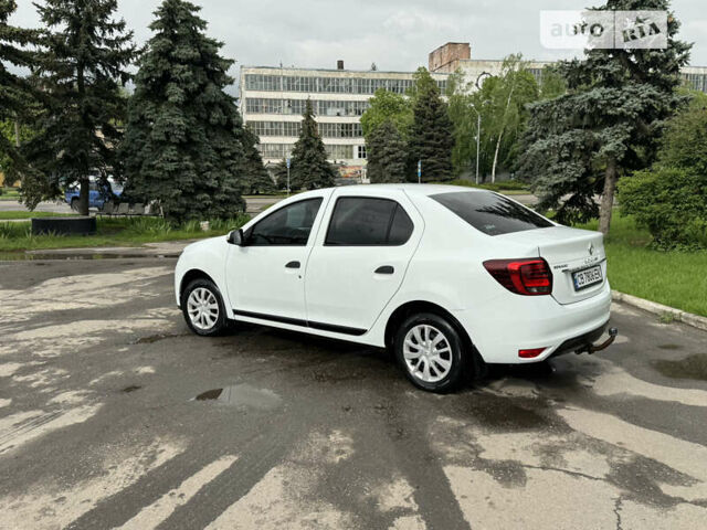 Білий Рено Логан, об'ємом двигуна 1.15 л та пробігом 95 тис. км за 6600 $, фото 3 на Automoto.ua