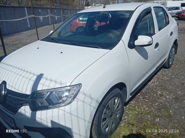 Белый Рено Логан, объемом двигателя 1.2 л и пробегом 151 тыс. км за 6500 $, фото 2 на Automoto.ua