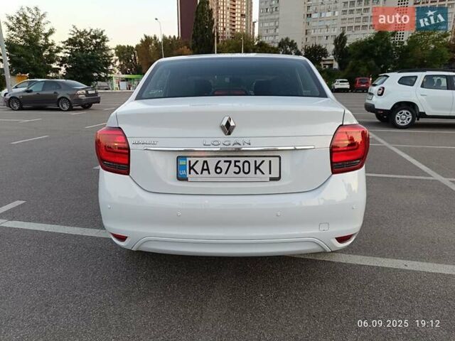 Белый Рено Логан, объемом двигателя 1.2 л и пробегом 152 тыс. км за 4999 $, фото 5 на Automoto.ua