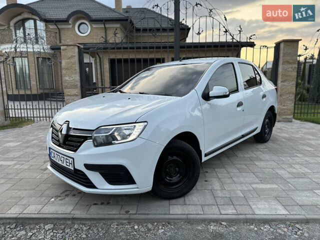 Белый Рено Логан, объемом двигателя 1.46 л и пробегом 219 тыс. км за 6999 $, фото 2 на Automoto.ua